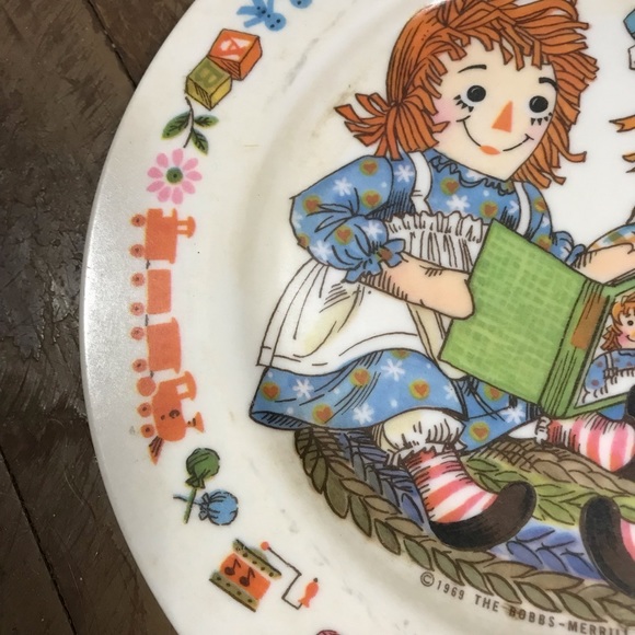 Vintage Raggedy Ann and Andy Childs Plastic Plate - Picture 2 of 4
